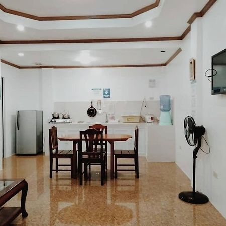 Foxtail Guesthouse Siargao Хенерал Луна Екстериор снимка