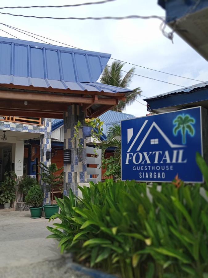 Foxtail Guesthouse Siargao Хенерал Луна Екстериор снимка