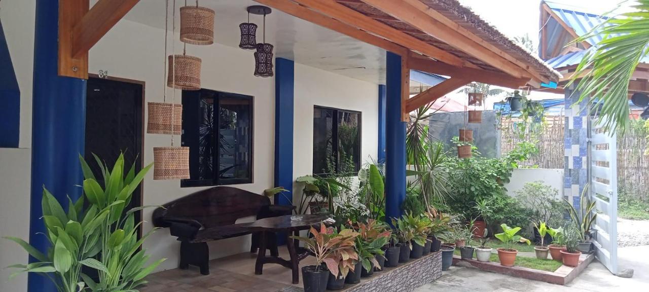 Foxtail Guesthouse Siargao Хенерал Луна Екстериор снимка