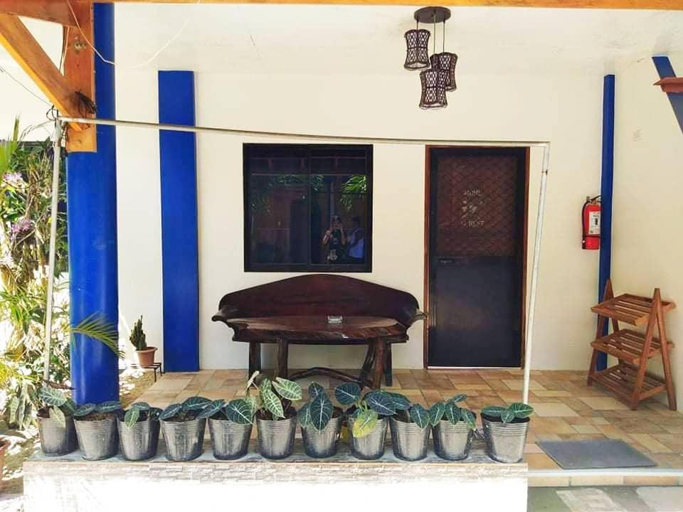 Foxtail Guesthouse Siargao Хенерал Луна Екстериор снимка